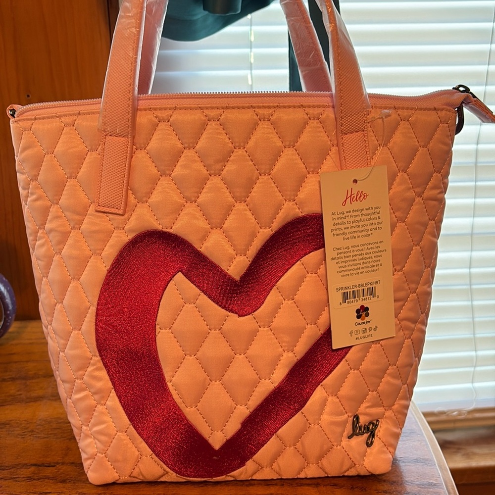 Lug Sprinkler Bubble Pink Heart Purse NWT